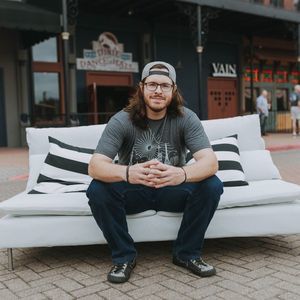 Meet your Posher, Jay